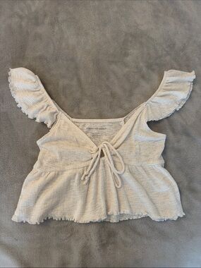 American Eagle Outfitters Cream Ruffle Tie-Front Crop Top